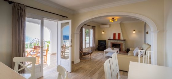 v17_salon.jpeg Villa rentals in Menorca