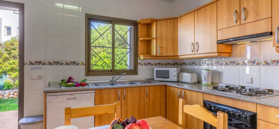 Book a villa holiday in Cala d'Or