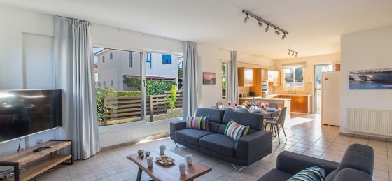 8.jpg Book a villa holiday in Protaras