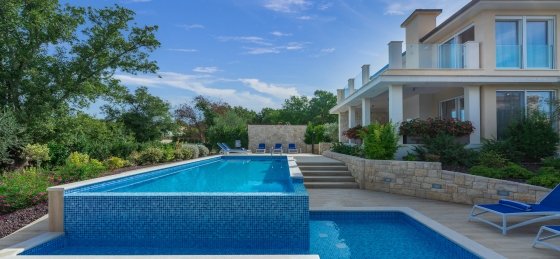 810_0284.jpg Villas in Rijeka Region