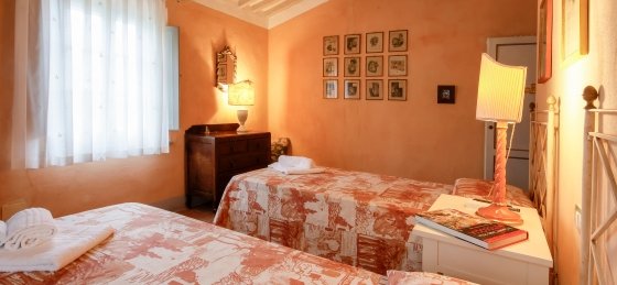 camera_2_letti_1_web_selected.jpg Holiday villas in Italy