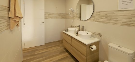 juliet-bathroom-3a.jpg Holiday villas in Puerto del Carmen