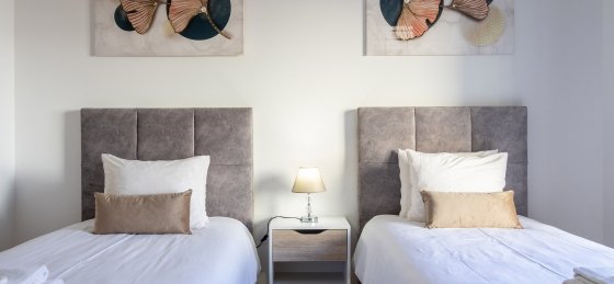 quarto1.1.jpg Book a villa holiday in Vilamoura