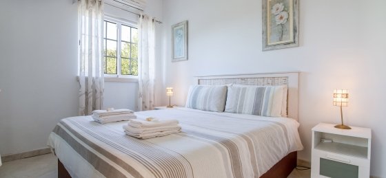 quarto3.jpg Villa rentals in Almancil