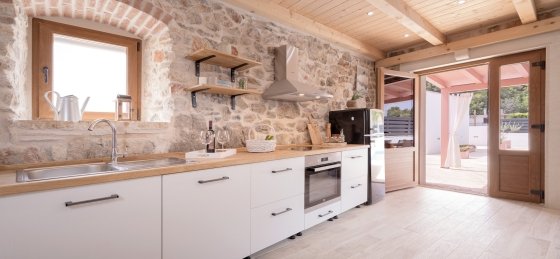 vrj03619.jpg Book a villa holiday in Hvar