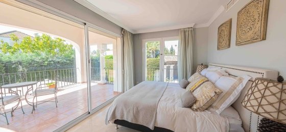 48657_original.jpg Book a villa holiday in Marbella