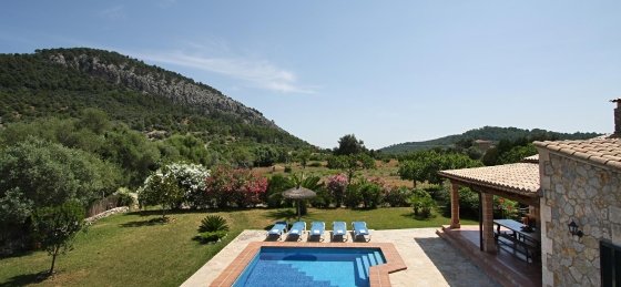 caragola_-_swimming_pool_11_2400x1600.jpg Villa in Mallorca to rent
