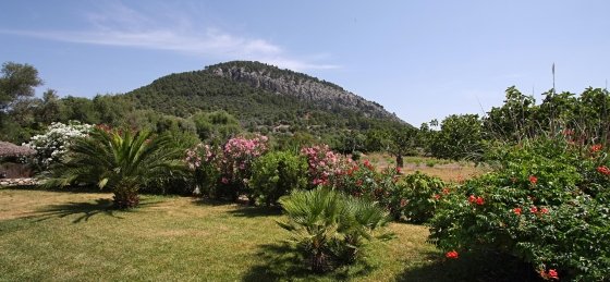 caragola_-_views_2_2400x1600.jpg Book a villa holiday in Pollensa