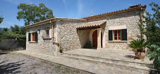 caragola_-_xterior_3_2400x1600.jpg Villa rentals in Spain