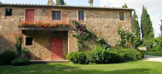 casalesarageto9.jpg Villa rentals in Italy