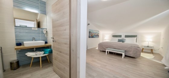 img_5886.jpg Villas in Rijeka Region