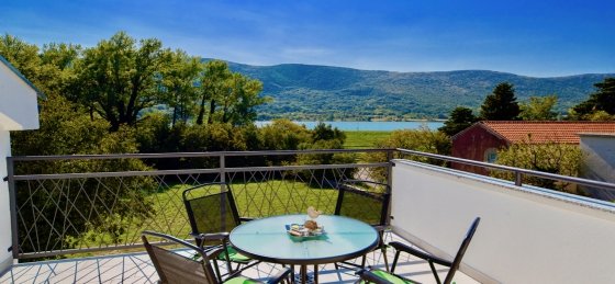 img_5922.jpg Book a villa in Croatia