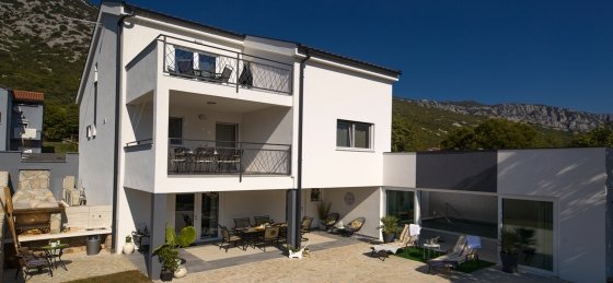 img_6011.jpg Book a villa holiday in Croatia