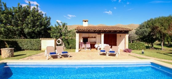 juanito_-_swimming_pool_03.jpg Villa rentals in Balearic Islands