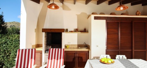 juanito_-_xterior_bbq_02.jpg Holiday villas in Puerto Pollensa