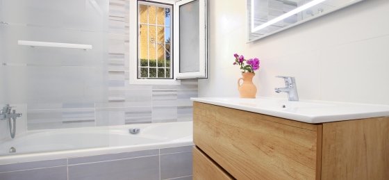 odile_-_bathroom_1-1_2023_2400x1600.jpg Holiday villas in Mallorca