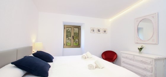 papa_-_bedroom_3-1_2023_sf.jpg Villas in Mallorca