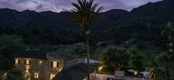 papa_-_swimming_pool_ns_05_2023_sf.jpg Villa holidays in Pollensa