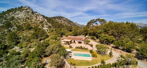 Book a villa holiday in Spain