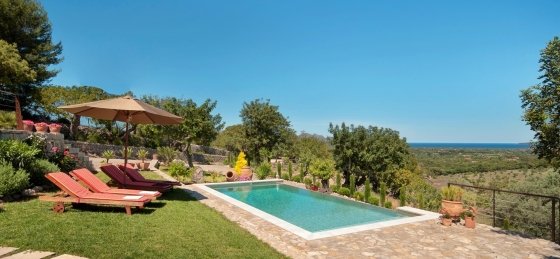 Holiday villas in Spain