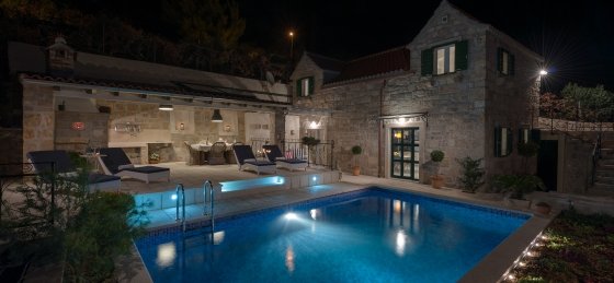 _d8e4242-edit.jpg Villa holidays in Brac