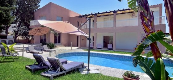 arc_2901_tn.jpg Villa rentals in Coral Bay