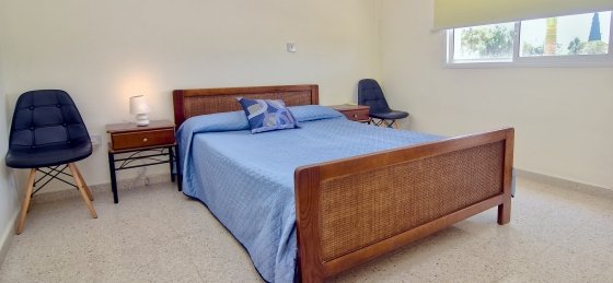 arc_2919_tn.jpg Book a villa in Paphos