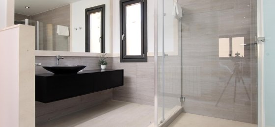 cavall_-_bathroom_1-1_2023_2400x1600.jpg Villas in Cala San Vicente