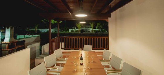 Book a villa in Playa Blanca