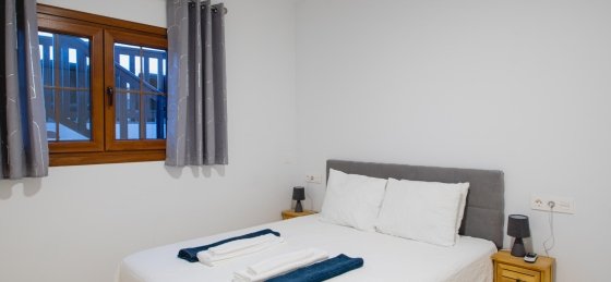 villa_vista_reina_-_bedroom1.jpg Book a villa in Spain