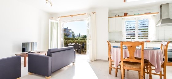 xiprer_-_saloon_1_2400x1600.jpg Villa holidays in Balearic Islands