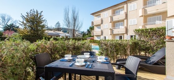 xiprer_-_terrace_2_2400x1600.jpg Villa holidays in Puerto Pollensa