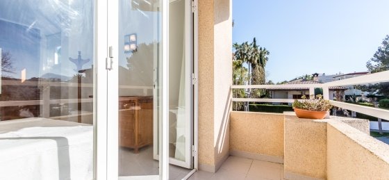 xiprer_-_terrace_4_2400x1600.jpg Book a villa holiday in Spain