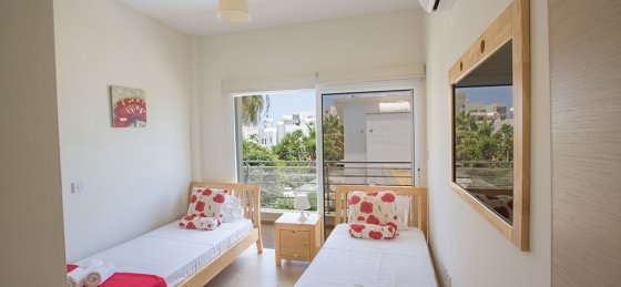 17.jpg Book a villa holiday in Protaras