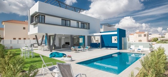 1.jpg Villa in Cyprus to rent