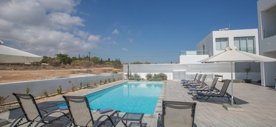 27.jpg Book a villa in Protaras