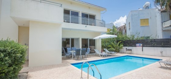 2.jpg Villas in Protaras