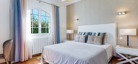 family-pool-beach-house-in-albufeira-with-huge-garden-tripwix-pt-0170.jpg Villa holidays in Portugal