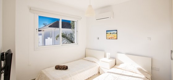 18.jpg Villa holidays in Protaras