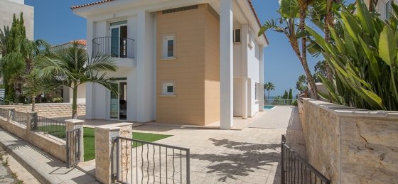 Holiday home in Cyprus villa booking