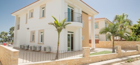 Villa rentals in Protaras