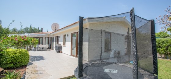 24.jpg Holiday home in Cyprus villa booking