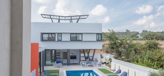 28.jpg Villa in Cyprus to rent