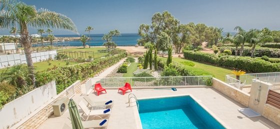 Holiday home in Cyprus villa booking