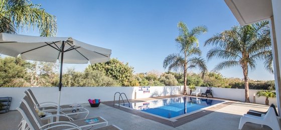 5.jpg Holiday home in Cyprus villa booking