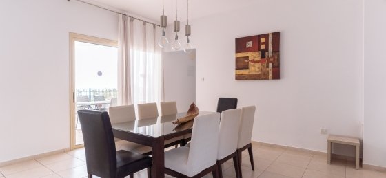 Book a villa holiday in Coral Bay