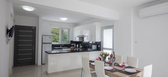 11.jpg Book a villa holiday in Protaras