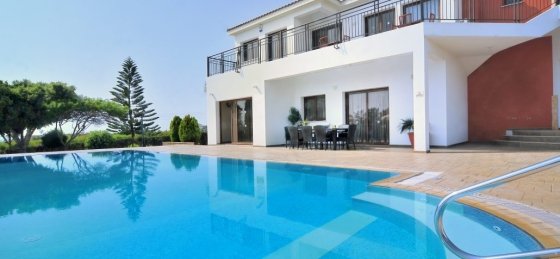 2.jpg Villa in Cyprus to rent