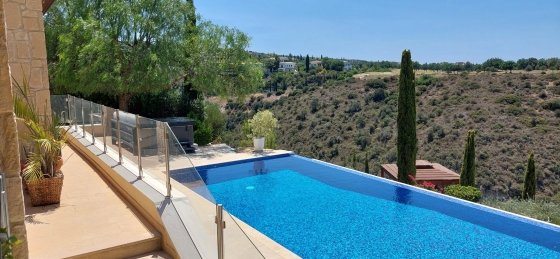 20230717_114638.jpg Villa in Cyprus to rent