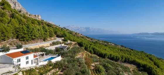 7.jpg Book a villa holiday in Omis